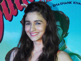 Alia Bhatt Finds Jokes About Her General Knowledge Funny alai-hump160.jpg