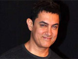 Aamir Khan Wins Sweets Instead of Trophy at Award Show aamir-parivaarthumb.jpg
