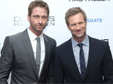 aaron eckhart gerard butler is sexy