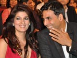 Akshay Kumar gets emotional after holding newborn daughter
