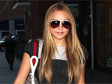 amanda bynes pleads not guilty to driving offences