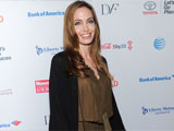 Angelina Jolie's mastectomy disclosure highlights a difficult choice