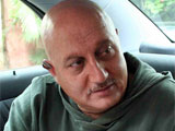 anupam kher gorges on i purani dilli i food