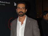 arjun rampal may throw open members only nightclub