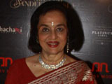 Asha Parekh unveils her hand impression tile asha%20160.jpg