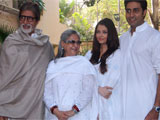 Bachchans raise Rs 25 lakhs for charity