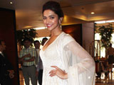 Keep ruling, tweet celebs on Deepika Padukone's birthday deepika-patil-thumb.jpg
