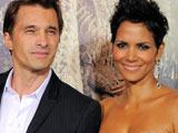 why halle berry s second pregnancy was the biggest surprise 