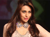 lakme fashion week karisma kapur adds elegance to shehla khan show