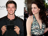 kristen stewart flirts with arnold schwarzenegger s son