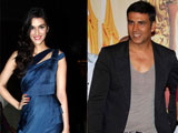 Kriti Sanon Replaces Kareena Kapoor as Akshay Kumar's Heroine kritiakshaykingthumb.jpg