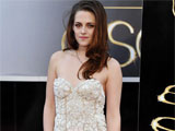 oscars 2013 kristen stewart are you ok ask angry tweets