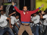 Leander Paes joins flash mob to promote debut film Rajdhani Express 