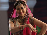 Dedh Ishqiya 1.30 am show running housefull in Pakistan: Distributor madhuri-nene-dedh-thumb.jpg