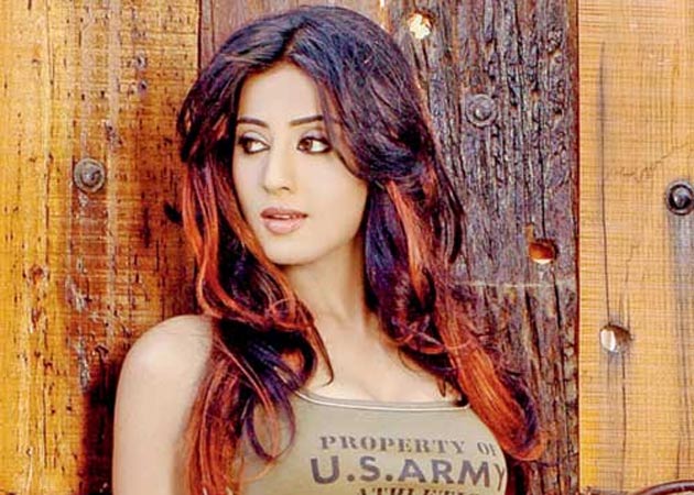 Mahie Gill has to weight and watch