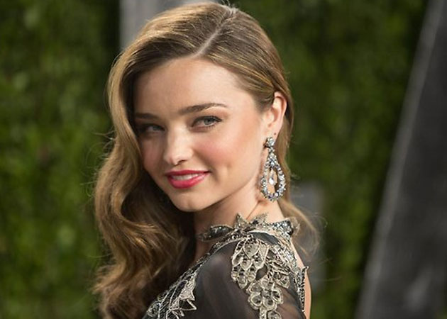 Miranda Kerr undergoing treatment for back injury