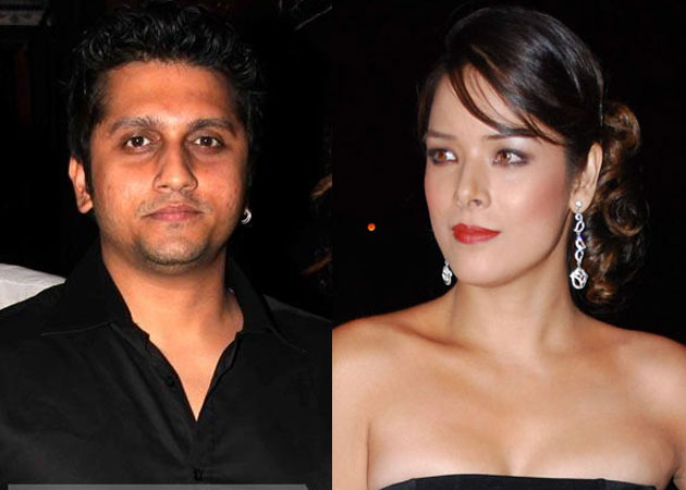  Mohit Suri wishes Udita Goswami on their wedding anniversary