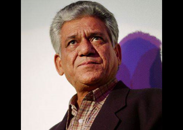 Om Puri recovers from typhoid, out of hospital