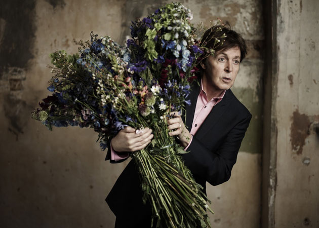 Paul McCartney wins Grammy for Kisses On The Bottom