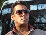 Apurva Agnihotri: Salman Khan perfect host for Bigg Boss salamna-cops-thumb.jpg