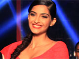 Sonam Kapoor: I am not beautiful in Raanjhanaa
