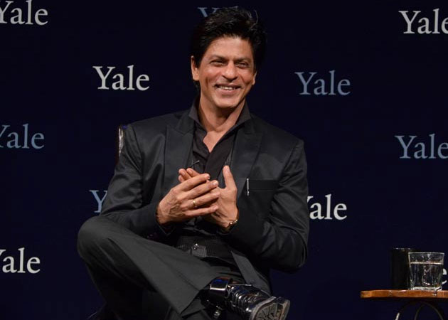 Shah Rukh Khan to chat live with fans on Facebook on August 14