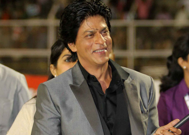 SRK a superstar sans stardom, says Chennai Express co-star