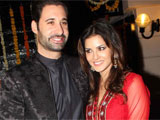 Sunny Leone Gets Diamond Necklace From Husband for Her Birthday sunny-danielfim-thumb.jpg