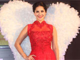 Wooing Sunny Leone: Try a Song, a Poem. Or Just Tell Her She's Beautiful sunnyrevisedthumb.jpg