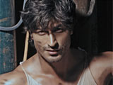 Vidyut Jamwal visits Shaolin temple in China vidyut-jamwal-thumb.jpg
