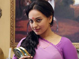 Bollywood ballot: celebs choose between voting and IIFA sona160.jpg