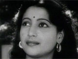Actress Suchitra Sen cremated, given gun salute suchitra-sen-icu1-thumb.jpg