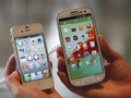 Apple vs. Samsung: Jury fails to reach a decision after day 2 of deliberations Apple_Samsung_iPhone4S_Galaxy_SIII_thumb.jpg