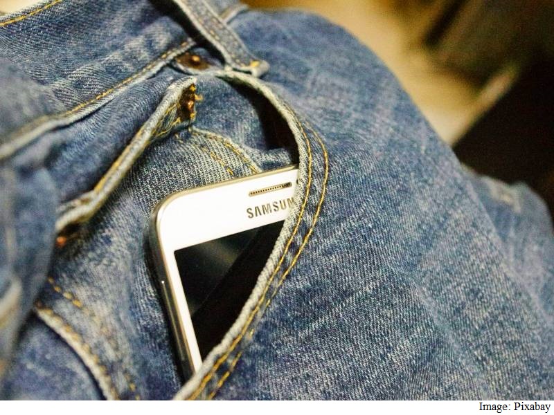 Samsung Galaxy S7 Phones to Be Water-Resistant, Support MicroSD Cards: Report
