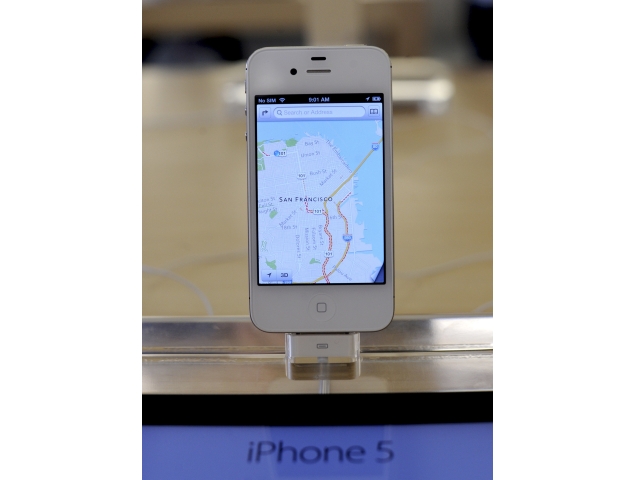 Australian police have warned travellers off using Apple's troubled iPhone mapping software after several motorists became stuck in a snake-infested, desert corner of the country while using their phone for directions. 