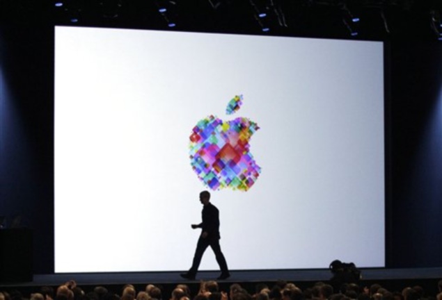 apple-stage-635.jpg