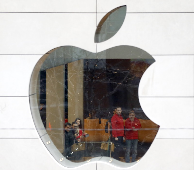 EU Regulators Want More Info on Apple's Irish Tax Deal