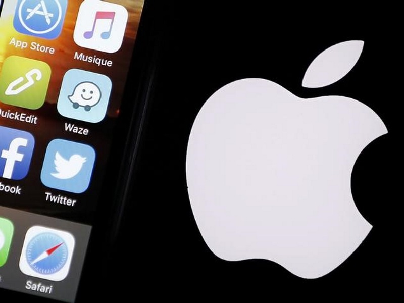 US Judicial Panel Members Consider Legal Brief in Apple Case: Reports