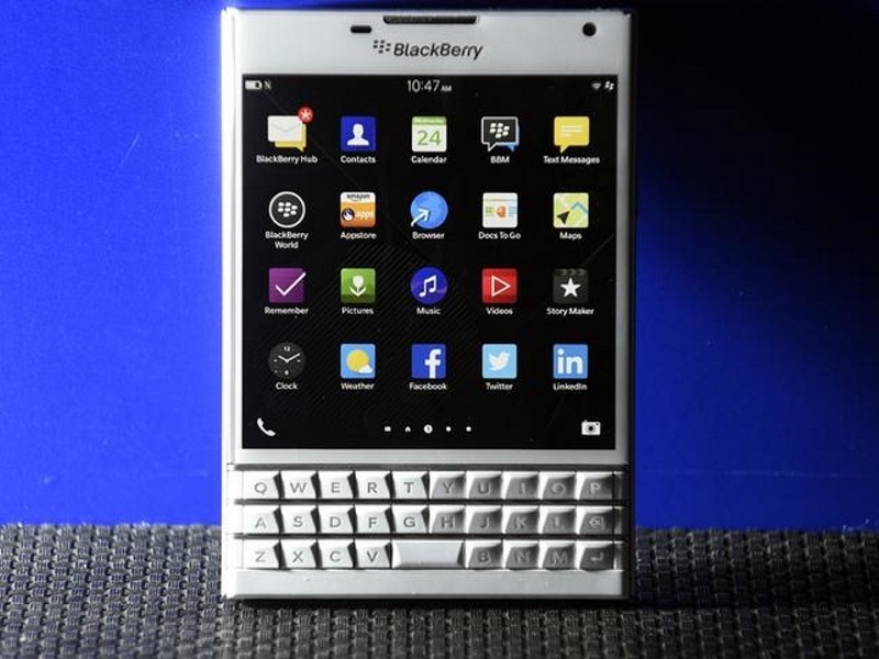 BlackBerry Reports Net Loss on Restructuring Costs, Write-Downs