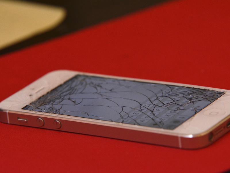 New York Kills Right-to-Repair Bill That Could Make It Easier to Fix Your Phone