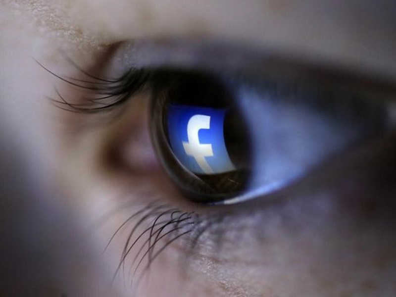 Facebook Can Be Used to Track the Sleep Patterns of Your Friends
