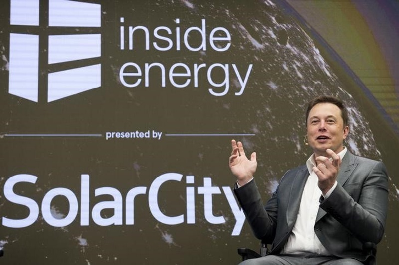 Tesla and SolarCity Agree to $2.6 Billion Merger