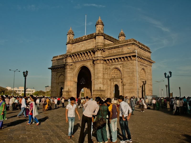 Mumbai to Have 1,200 Wi-Fi Hotspots by May 2017: Fadnavis