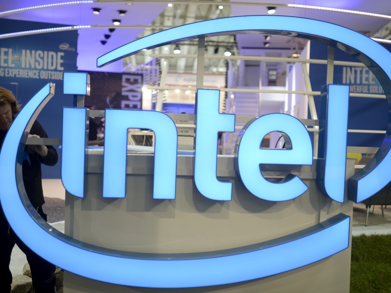 Intel to Cut Up to 12,000 Jobs as PC Industry Swoons