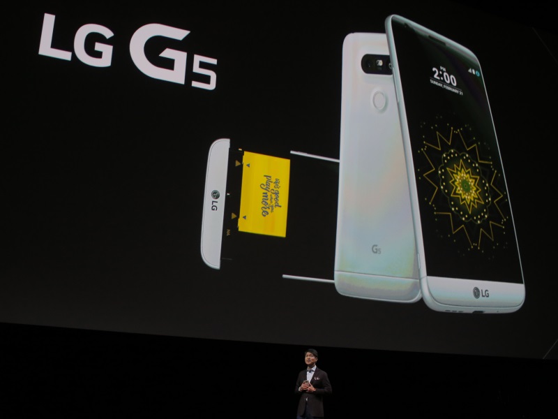 LG G5 in Pictures
