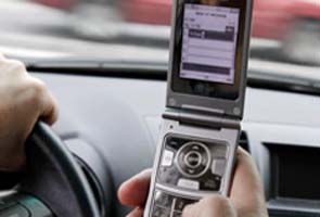 mobile-phone-driving.jpg