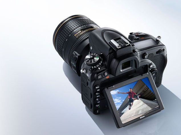 Nikon D750 With 24.3-Megapixel CMOS Sens
