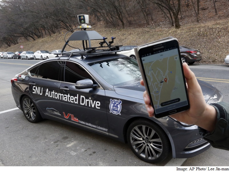 'Snuber' Driverless Taxi on Seoul Campus Offers Glimpse of Future