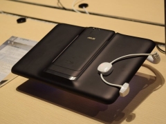 Computex 2014: Asus Launches PadFone S; Refreshes Zenfone 4 and Zenfone 5 asus_padfone_s_computex_ndtv_small.jpg