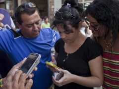 Telecom Operators Add 2.81 Million Subscribers in April: Trai cuba_cellphone_crash_ap_small_02.jpg